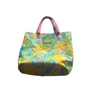 Lily Pulitzer collab with Estee Lauder tote bag